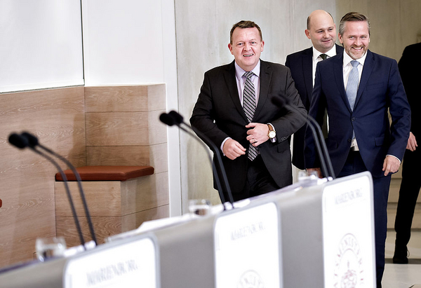 den magtfulde regering 20161212 090629 L 1000x684we